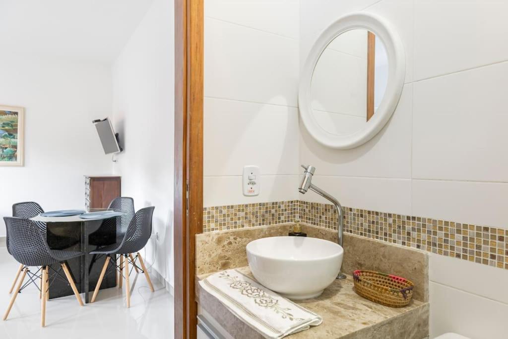 Homestay Encantos Cigarras Sao Sebastiao (Sao Paulo)